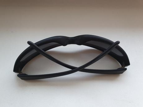 Sportove slnecne okuliare,