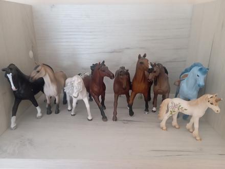 Koniky schleich,