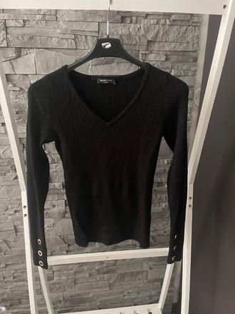 Guess by marciano v.s, guess,s