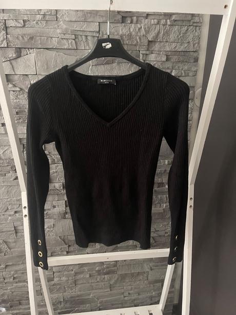 Guess by marciano v.s, guess,s