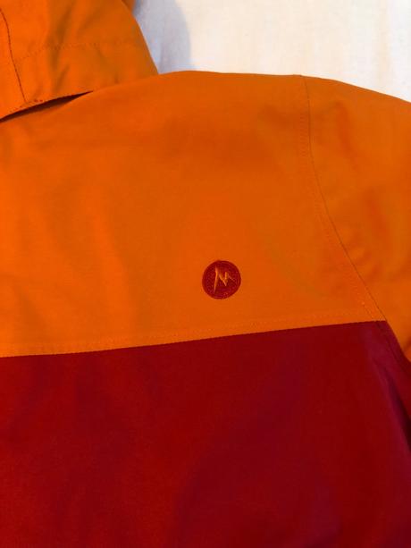 Nepremokavá marmot bunda, 122