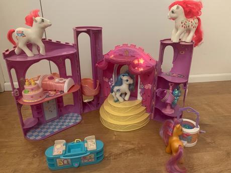My little pony zámok a koníky vrátane magnetických,