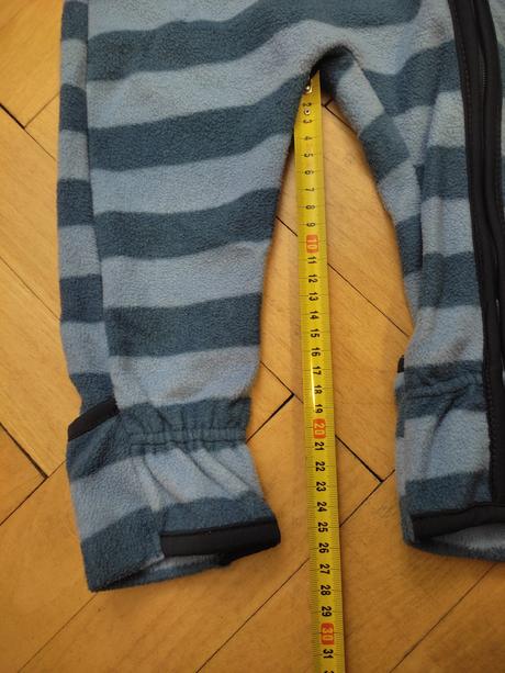 Overal s kapucou, lupilu,74