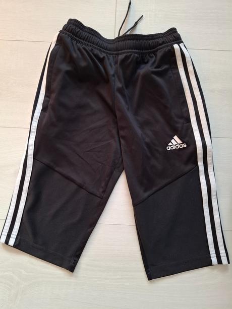 Trojštvrťove tepláky, adidas,140