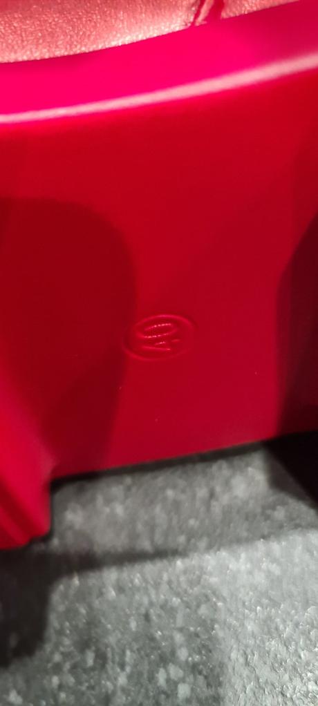 Červené čižmy, 40