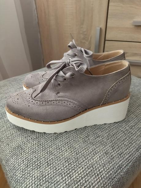 Dámske topánky, 39