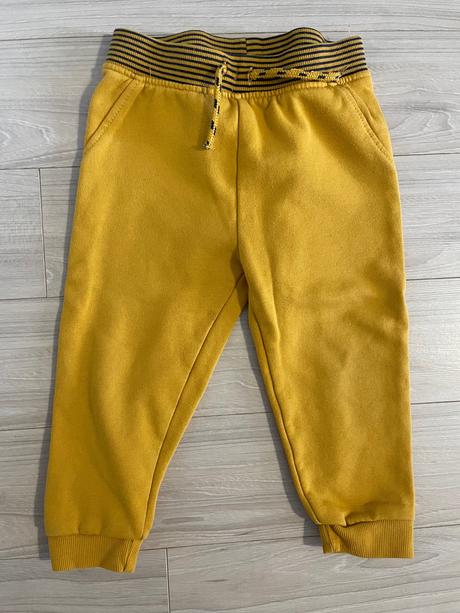 Tepláky, primark,98