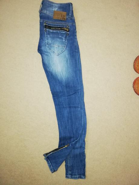 Dámske rifle, tally weijl,34