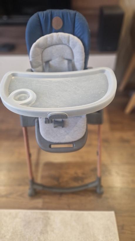 Rastúca jedálenská stolička maxi cosi, 