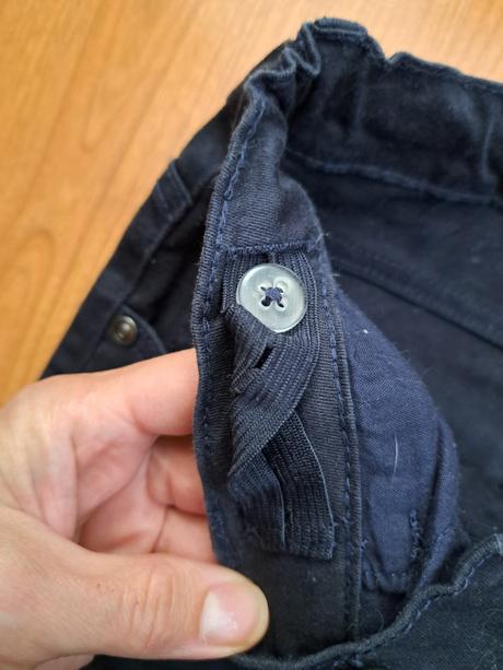 Tmavomodre elasticke nohavice 146, 146