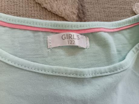 Dievčenské tričko, 104