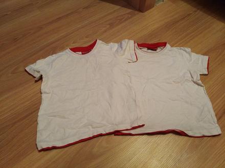 Biele tričká s červeným lemovanîm-cena spolu, 104