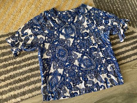 Vzorovaný letný top 44/46, c&a,44