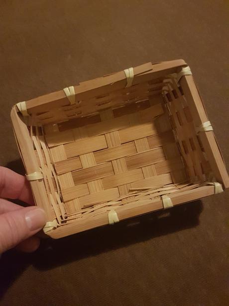 Malý košík/miska /košíček, 