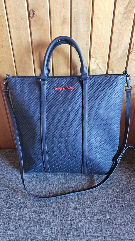 Tommy jeans kabelka, 
