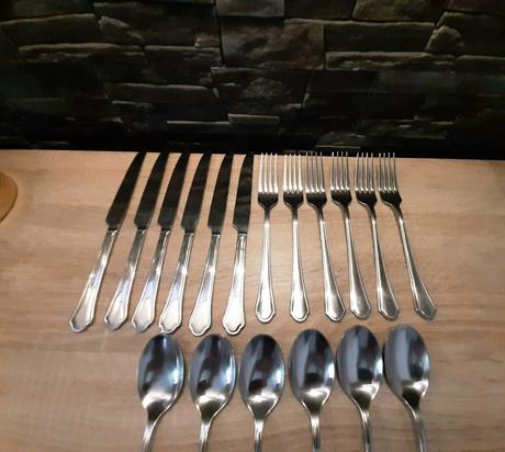 Sada príborov retro, 