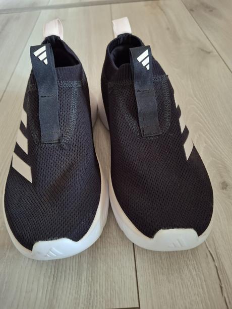 Veĺmi ĺachké tenisky vel. 36,5, adidas,36