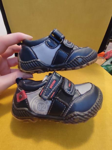 Kožené topánky, 20