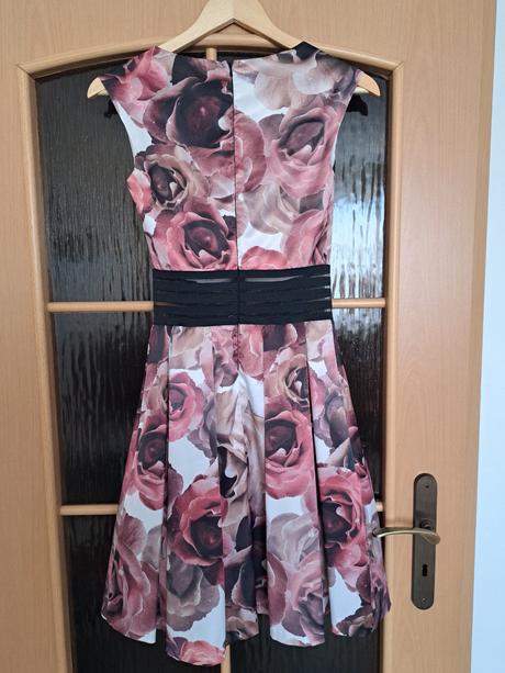 Kvetované spoločenské šaty, midi, 36