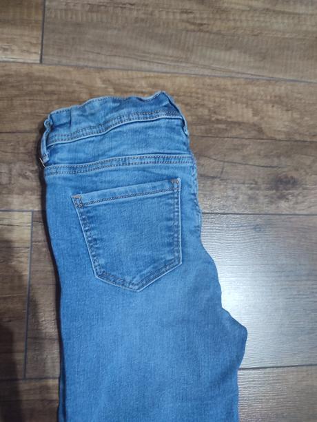 Dievčenské rifle, 128