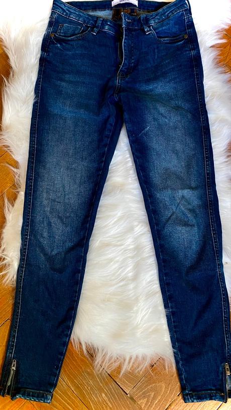 Džínsy, reserved,36