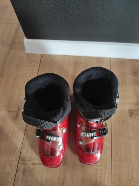 Lyžiarky, atomic,36