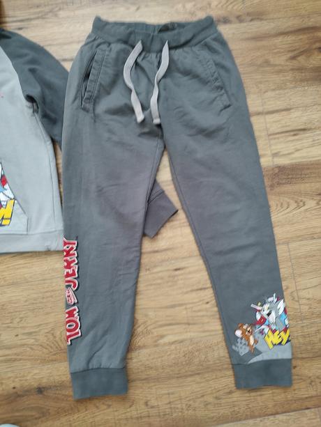 Tepláková súprava, 128