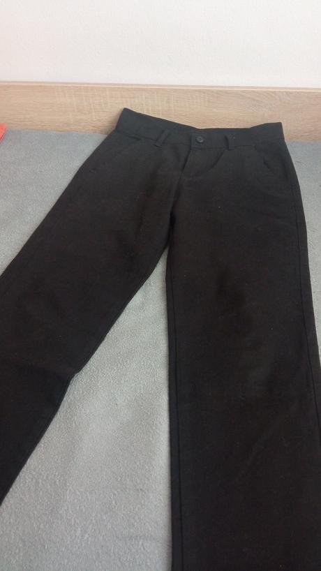 Slávnostné nohavice, 152