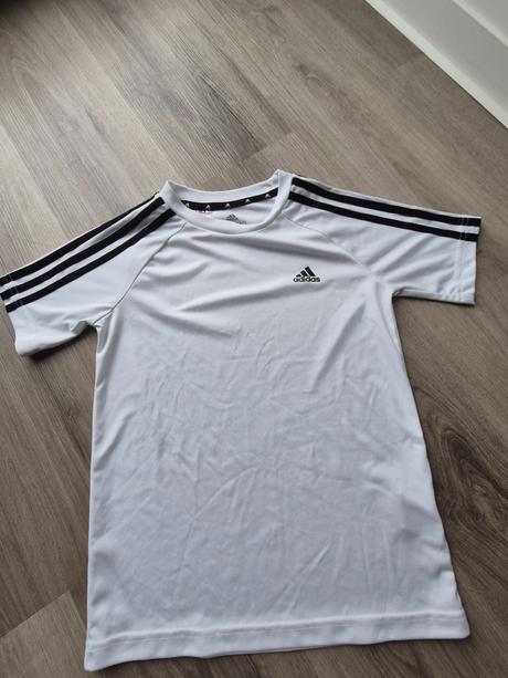 Adidas tricko, adidas,140