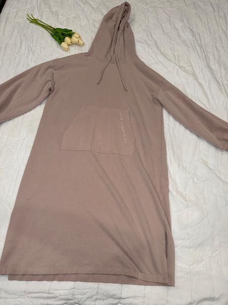 Pohodlné mikinové šaty s kapucňou, l