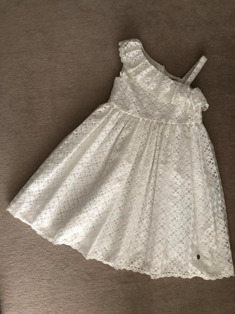 Spoločenské saty pili carrera, 158