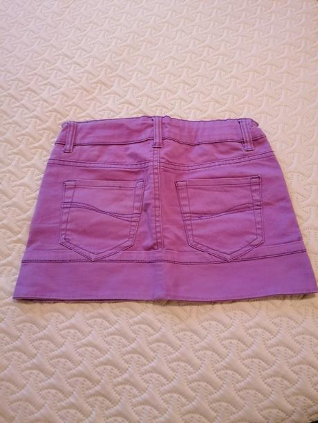 Dievčenská riflová sukňa, 122