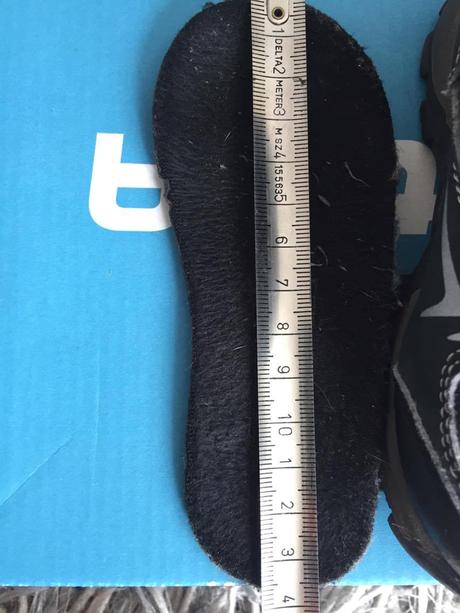 Zimne cizmicky cortina , 21