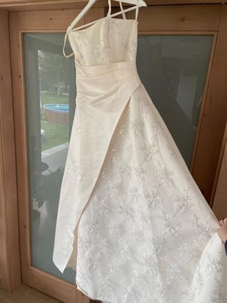 Svadobné / spoločenské šaty, m / s