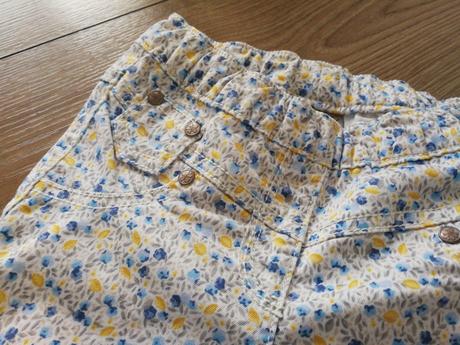 Nádherné jeginnsy, next,104