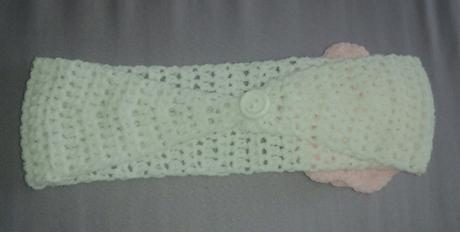 Háčkovaná čelenka,