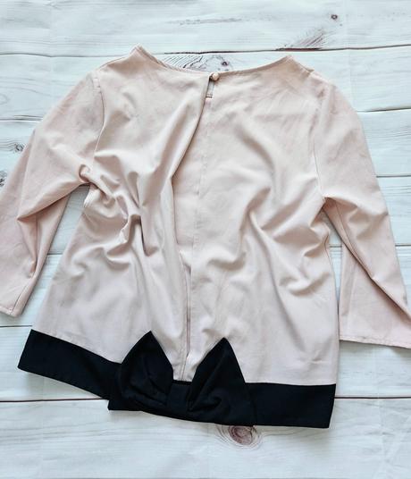 Krásna zaujímavá blúzka, m