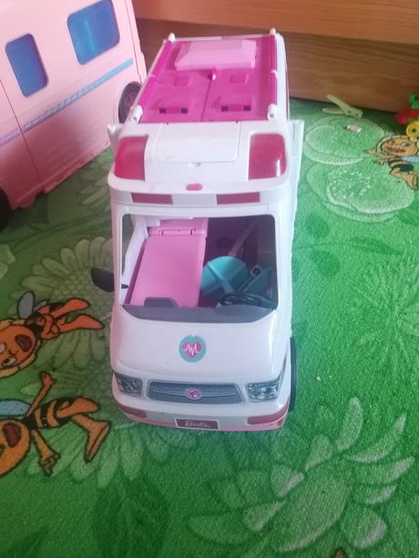 Barbie sanitka, 