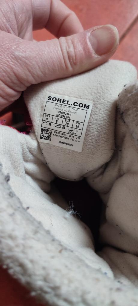 Sorel snehule, sorel,26