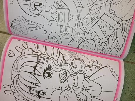 Manga kawaii color omaľovánka s nálepkami, 