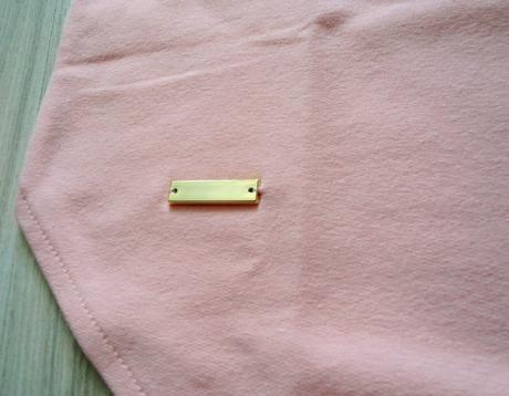 Elastické svetloružové minišaty zn.peekaboo, l/xl, l