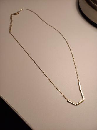 Zlatý bižu náhrdelník,