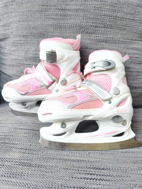 Korčule na ľad, 30