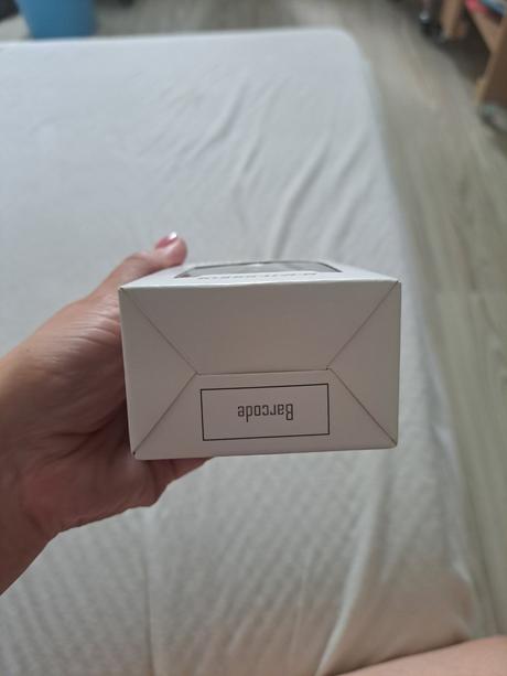 Magnetický držiak na mobil,