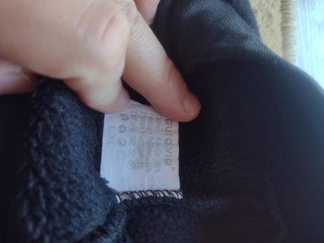 Čierne teplejšie legíny, 146