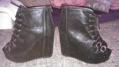 Topanky na platforme, 38