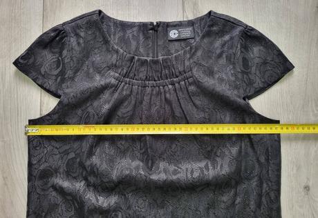 Elegantné šaty č.m/l, m
