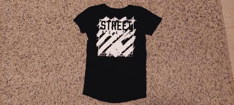 Tričko s obrázkom aj vzadu 10-12 r., chapter young,146