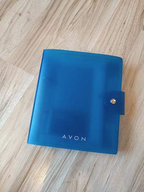 Organizér avon,