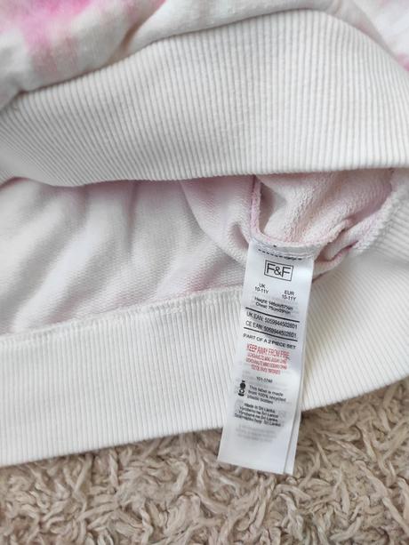 Mikina v 146, f&f,146